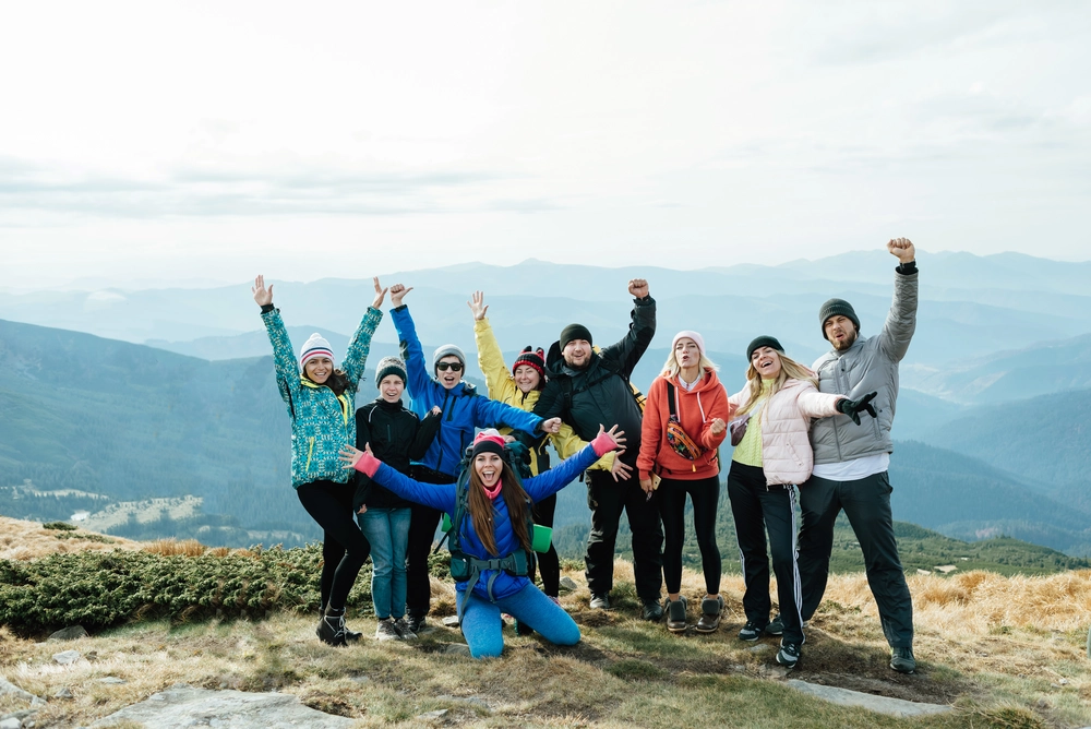 joint-trip-mountains-big-company